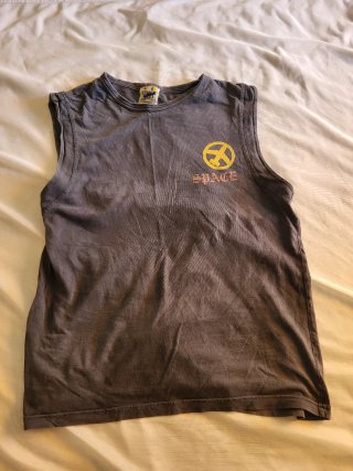 Camiseta Space Ibiza Dance Talla M comprada allí