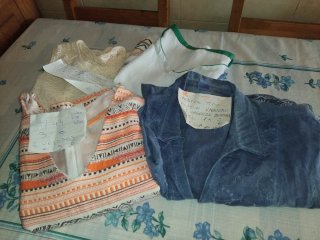 Lote Ropa: 4 Vestidos, 1 Pantalón, 3 Blusas