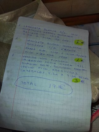 Lote Ropa: 4 Vestidos, 1 Pantalón, 3 Blusas