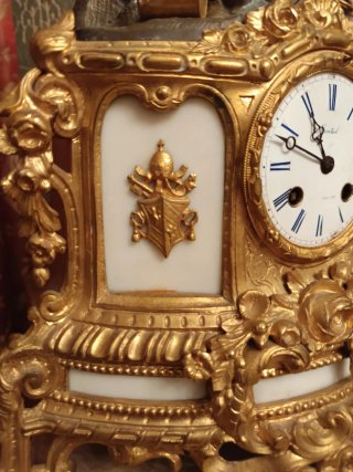 Reloj muy antiguo de chimenea Francés 1880