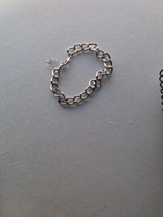 Pulsera de eslabones plateada
