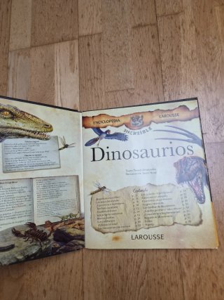 Enciclopedia infantil dinosaurios