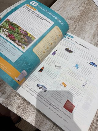 Física y Química. 2 Secundaria. Revuela. Comuni...