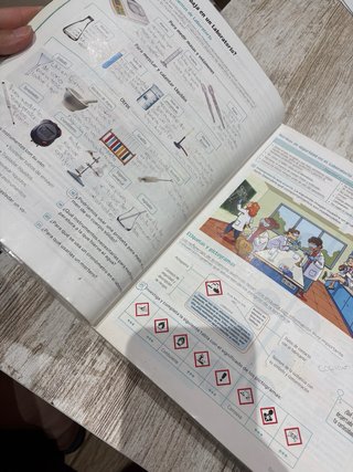 Física y Química. 2 Secundaria. Revuela. Comuni...