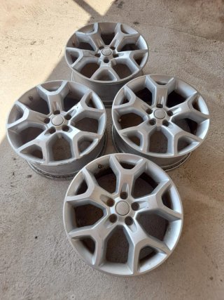 Llantas de aleación Ford