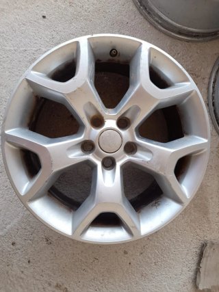 Llantas de aleación Ford