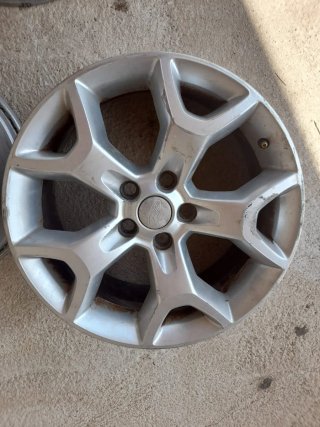 Llantas de aleación Ford