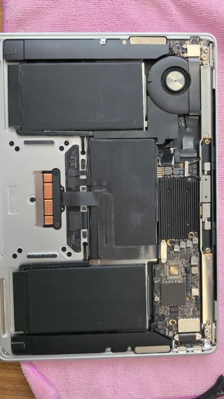 MacBook Air 13 2020 Intel Core i3 8GB RAM