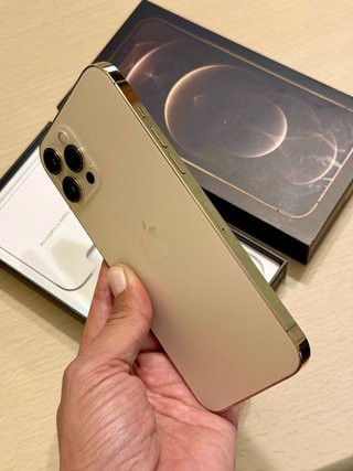 iPhone 12 Pro Max 100% Batería