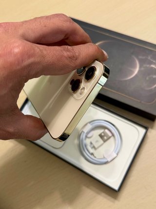 iPhone 12 Pro Max 100% Batería