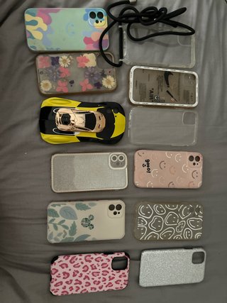 Fundas iPhone 11 Variadas