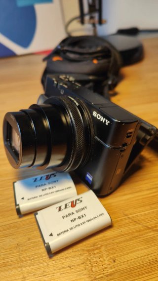 Cámara Sony RX100 VI Negra