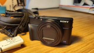 Cámara Sony RX100 VI Negra