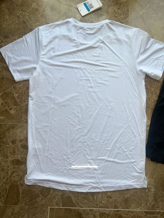 Conjunto Nike Camiseta Blanca y Pantalón Negro