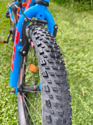 Bicicleta infantil Cube 20 pulgadas