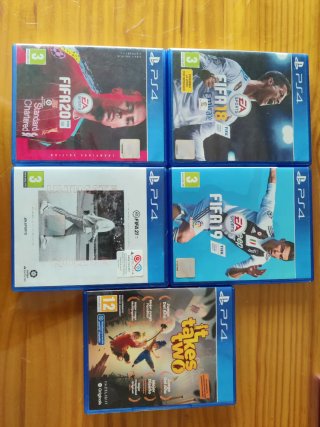Lote 5 Juegos PS4: FIFA 18, 19, 20, 21 e It Takes