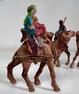 Antiguos Reyes Magos en Camello