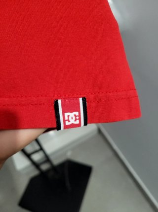Camiseta DC Shoes Roja Estampada
