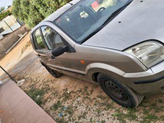 Ford Fusion 2003