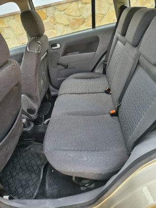 Ford Fusion 2003