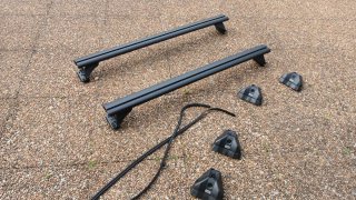 Barras Cruz Airo BMW 318 E91 Negras