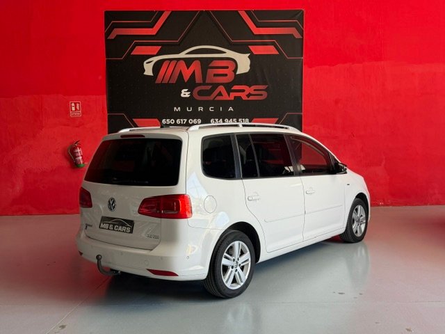 Volkswagen Touran 2012