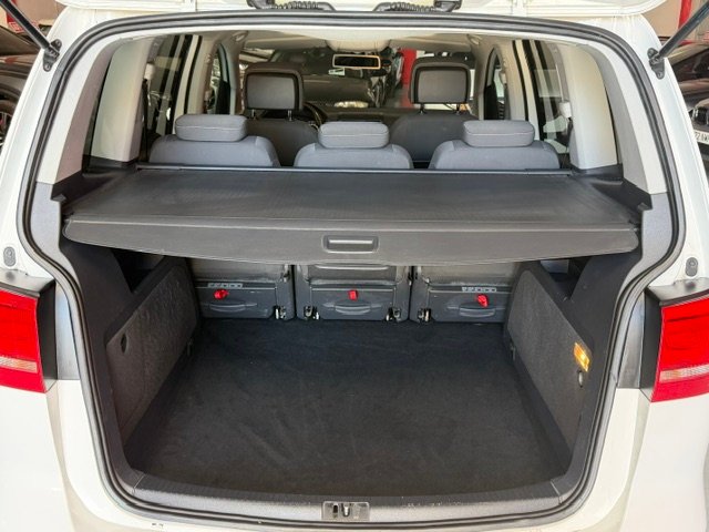 Volkswagen Touran 2012