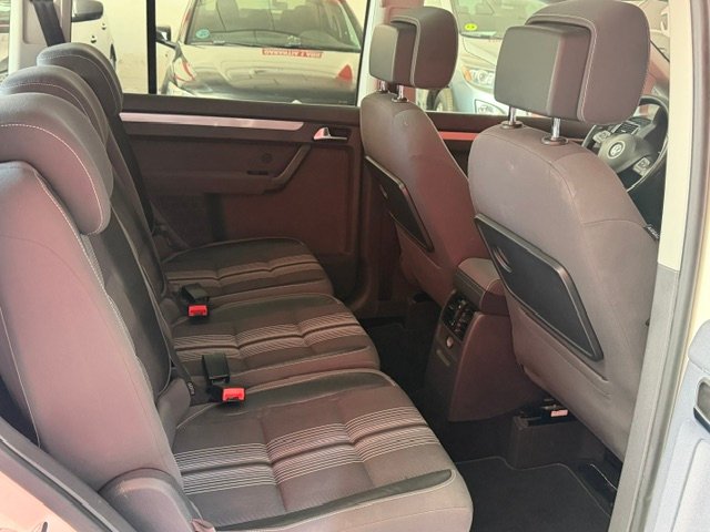 Volkswagen Touran 2012
