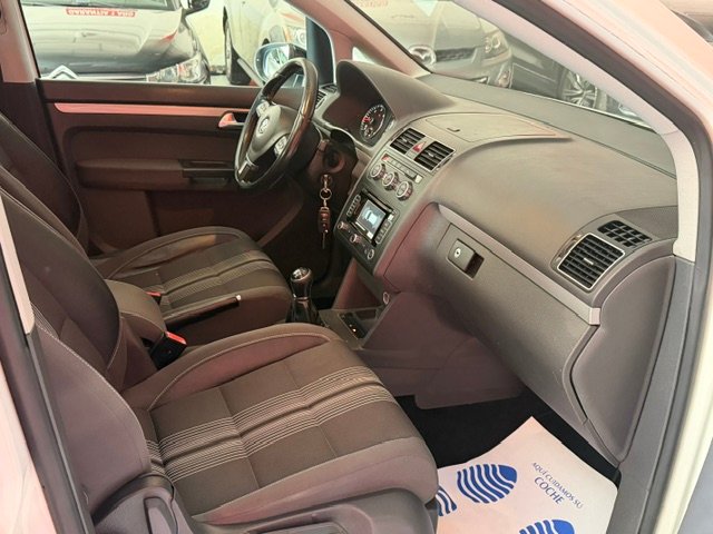 Volkswagen Touran 2012