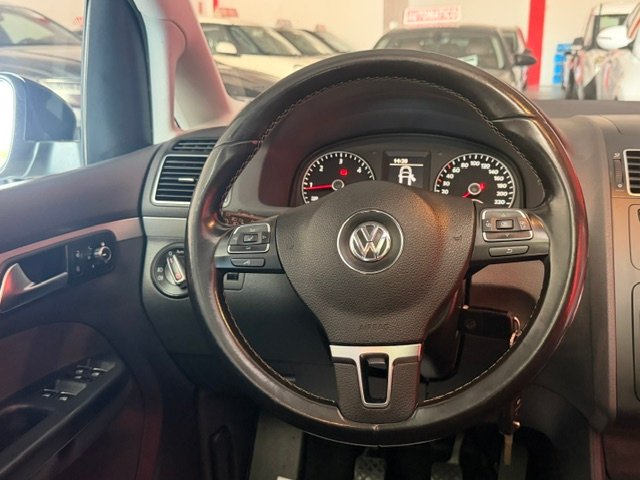 Volkswagen Touran 2012