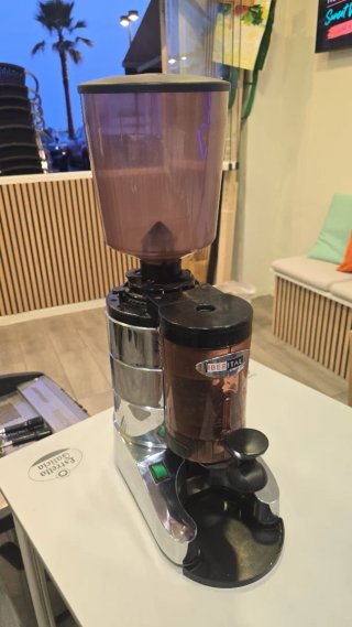 Cafetera Espresso Profesional Expobar y molina
