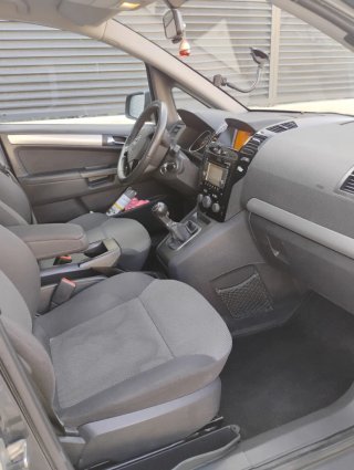 Opel Zafira 2013