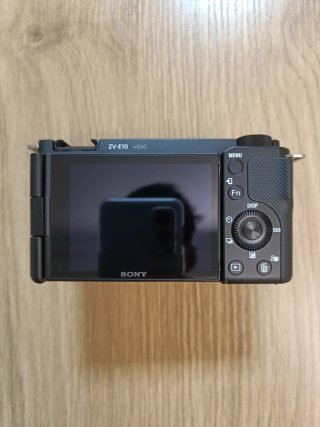 Sony ZV-E10
