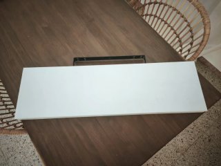 Estantería flotante blanca