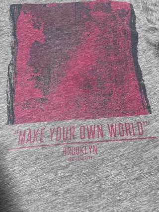 Camiseta Pull and Bear Gris Talla M