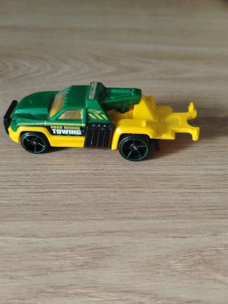 Hot Wheels Repo Duty Tow Truck