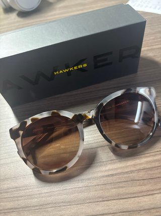 Gafas de sol Hawkers Resort - Leo Brown