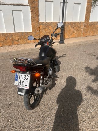 Yamaha YBR 125cc Negra