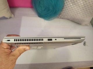 HP Probook 14 i5 8265U 8GB RAM