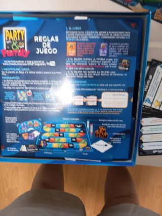 Juego de mesa Party & Co Family
