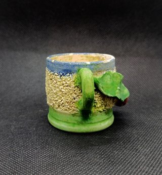 Caneca antiga faiança portuguesa Caldas da Rainha