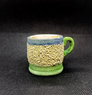 Caneca antiga faiança portuguesa Caldas da Rainha