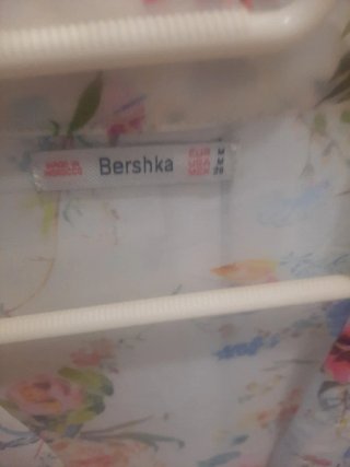 KIMONO BERSHKA FLOREADO