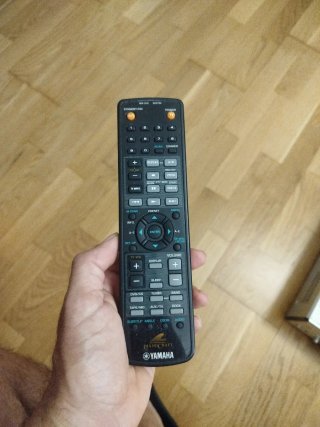 Estéreo Yamaha Natural Sound RX-E810