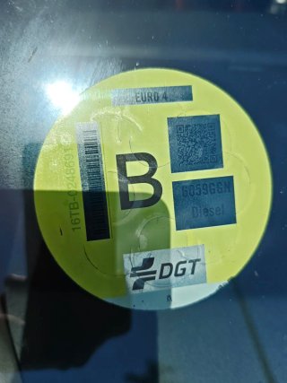 OCASION TOYOTA AURIS PEGATINA B