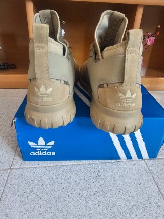 Adidas Tubular Beige 43 1/2