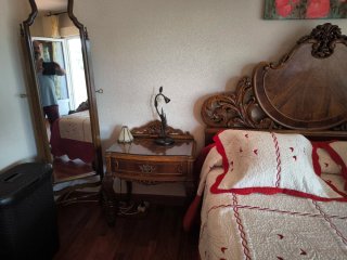 Dormitorio antiguo completo madera