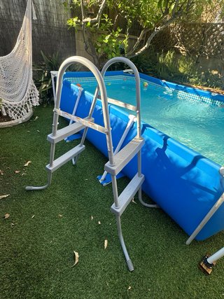 Escalera Piscina Bestway - Como Nueva