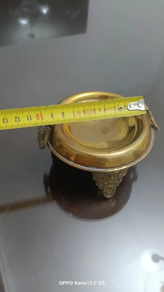 Incensario de latón
