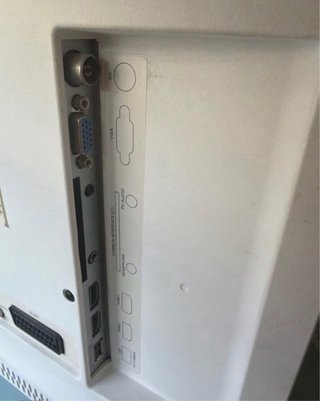 TV Ok 24” con Xiaomi Mi TV Stick